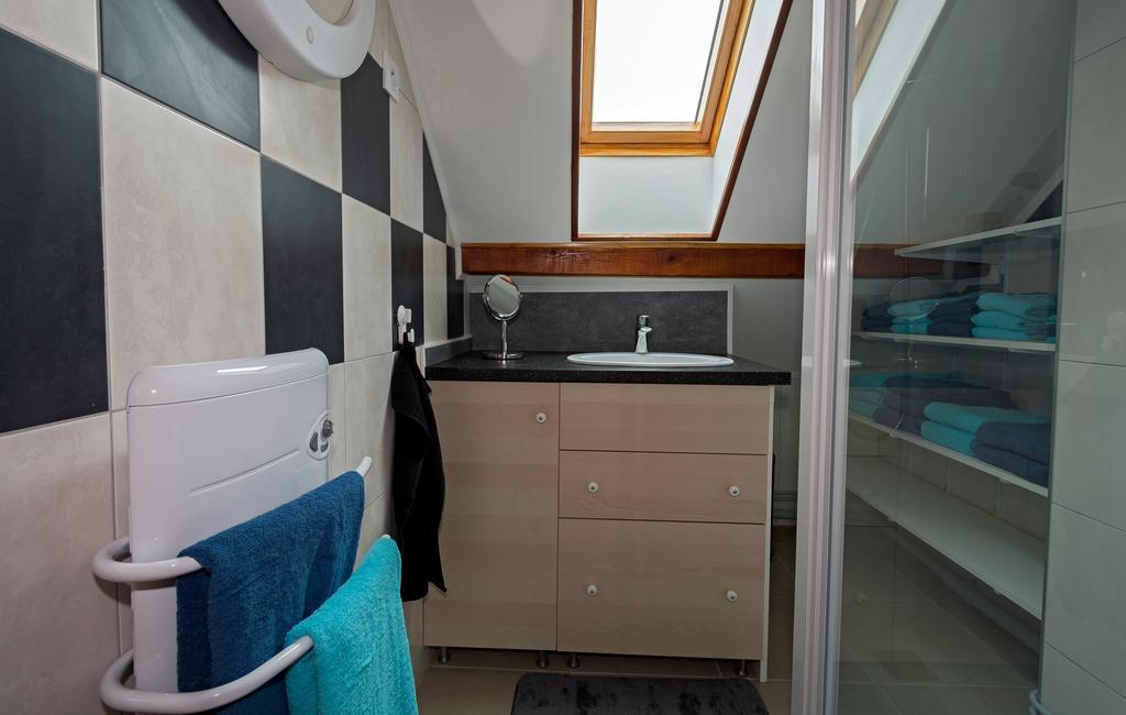 Le Carnival Bed & Breakfast Laval  Exterior foto